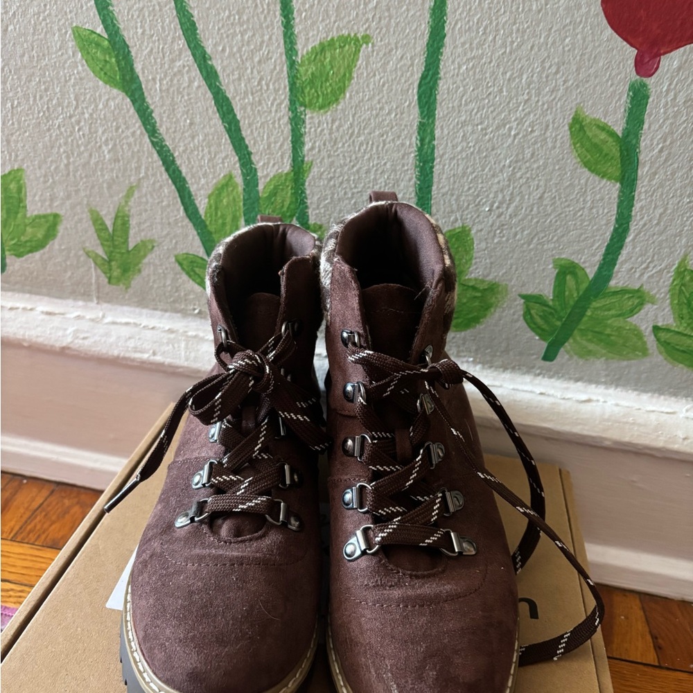 Cliffs Brown Suede Hiking Boots